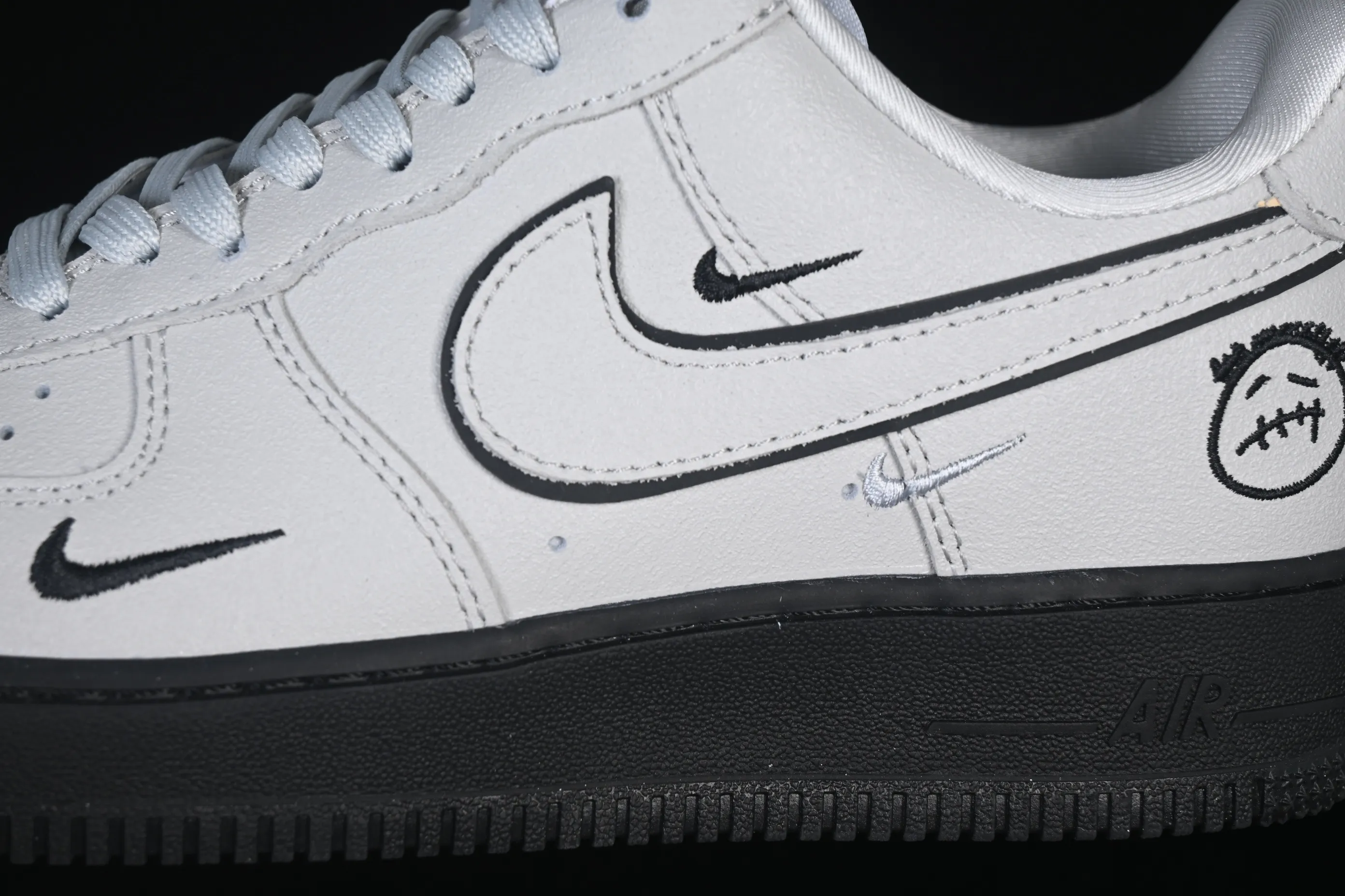 All categories Nk Air Force 1 Air Force series Nk Air Force 1 Low Air Force low-top Nike Air Force 1'07 Low cool gray tone collision cool black Air Force 1 low-top casual sneakers XL1979-128
